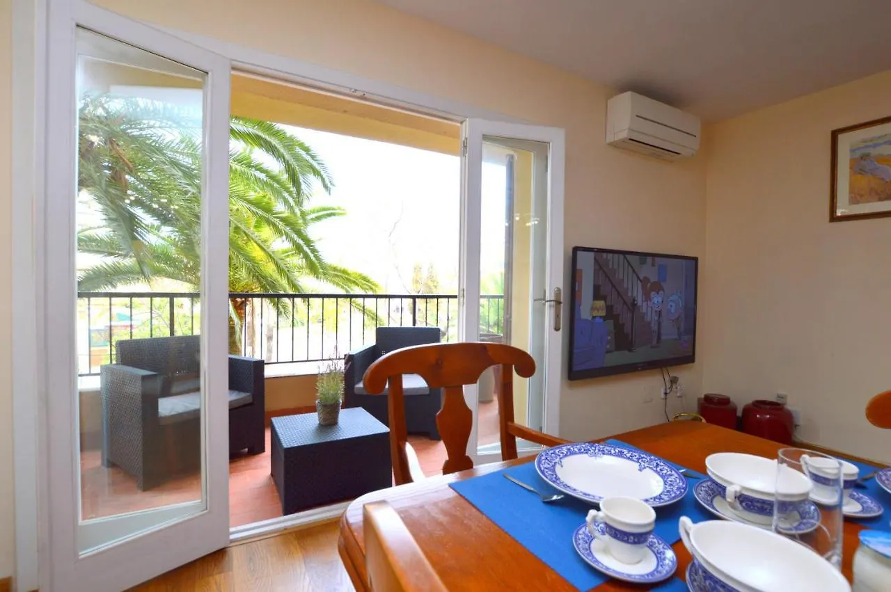 Acogedor Apartamento A 100 Metros De La Playa Apartment Palma Nova  Spain