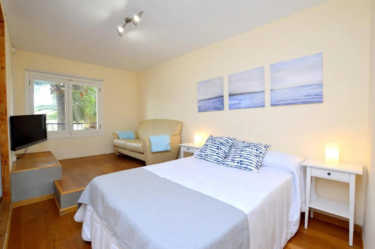Acogedor Apartamento A 100 Metros De La Playa location